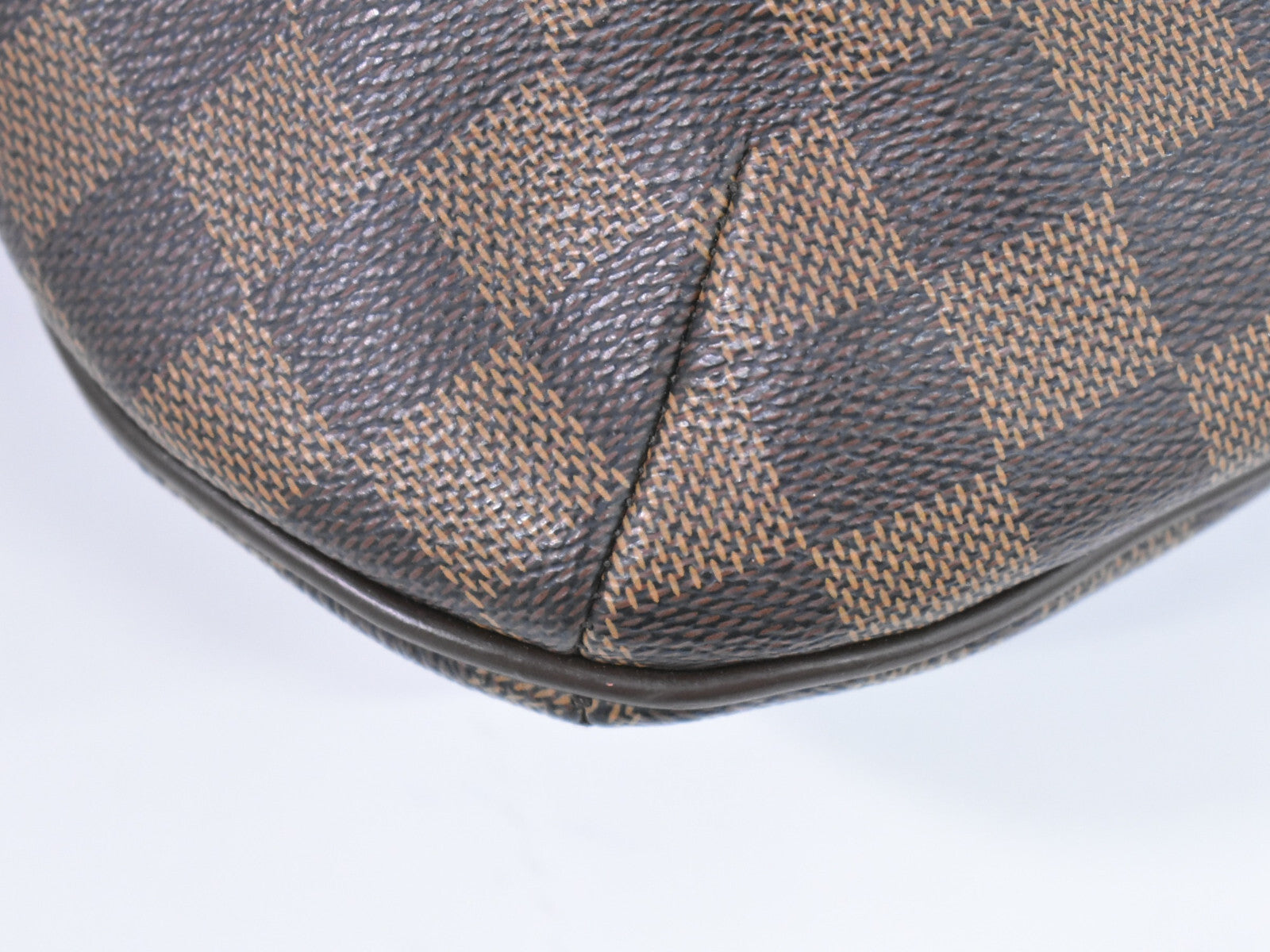 Louis Vuitton Bloomsbury Handbag Damier