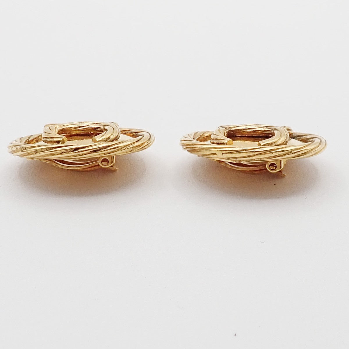 Chanel Vintage Round CC Clip-On Earrings Metal