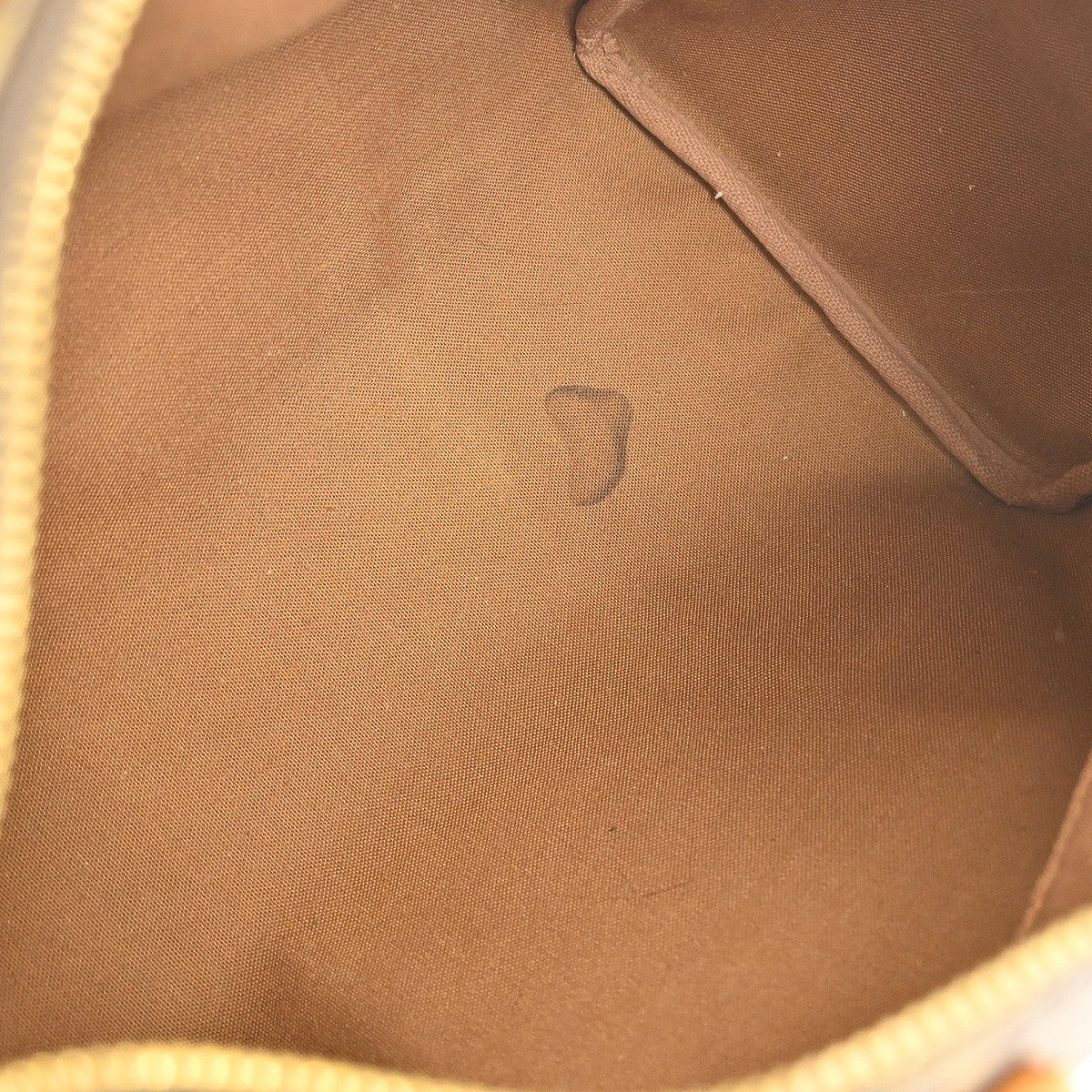 Louis Vuitton Speedy Handbag Monogram Canvas