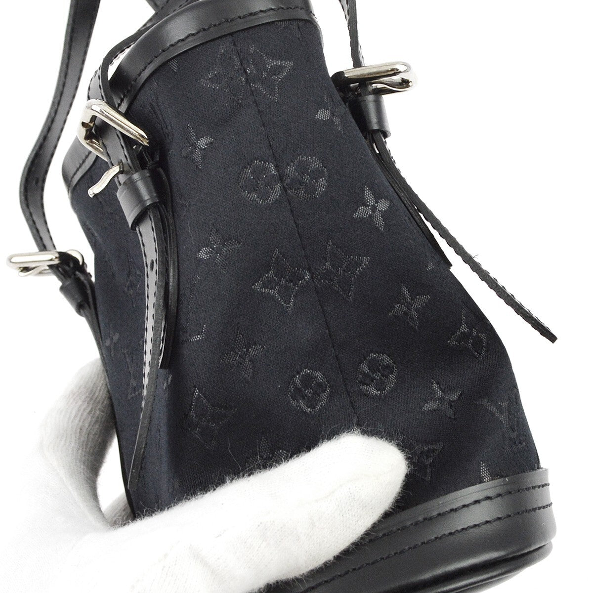 Louis Vuitton Bucket Bag Monogram Satin