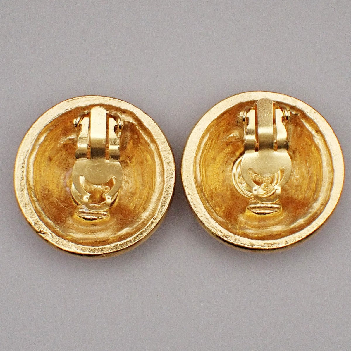 Chanel Vintage CC Round Button Clip-On Earrings Metal