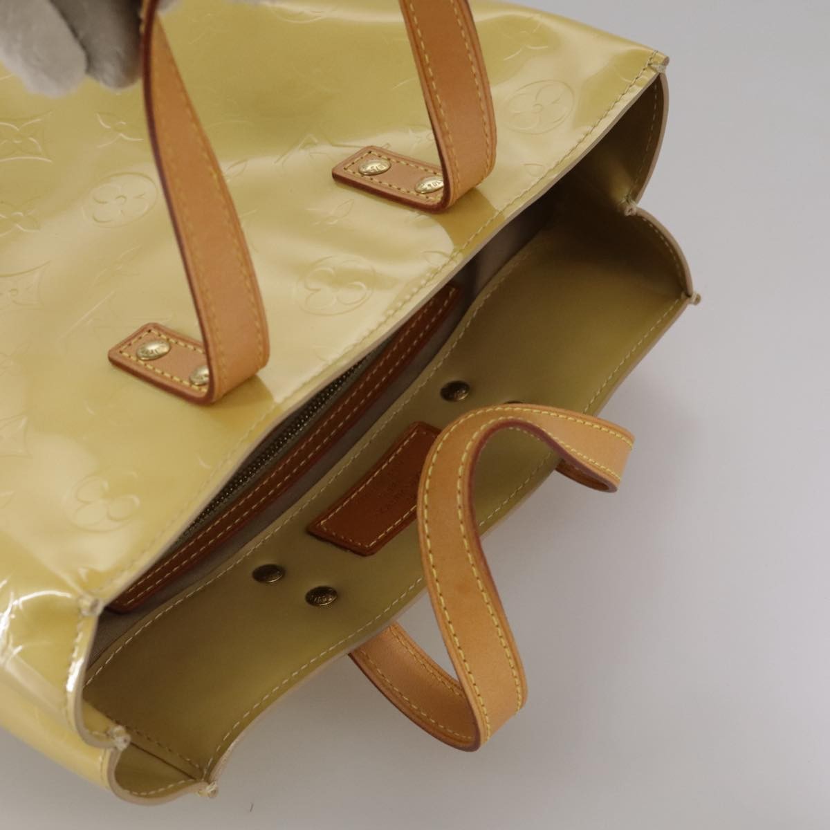 Louis Vuitton Reade Handbag Monogram Vernis