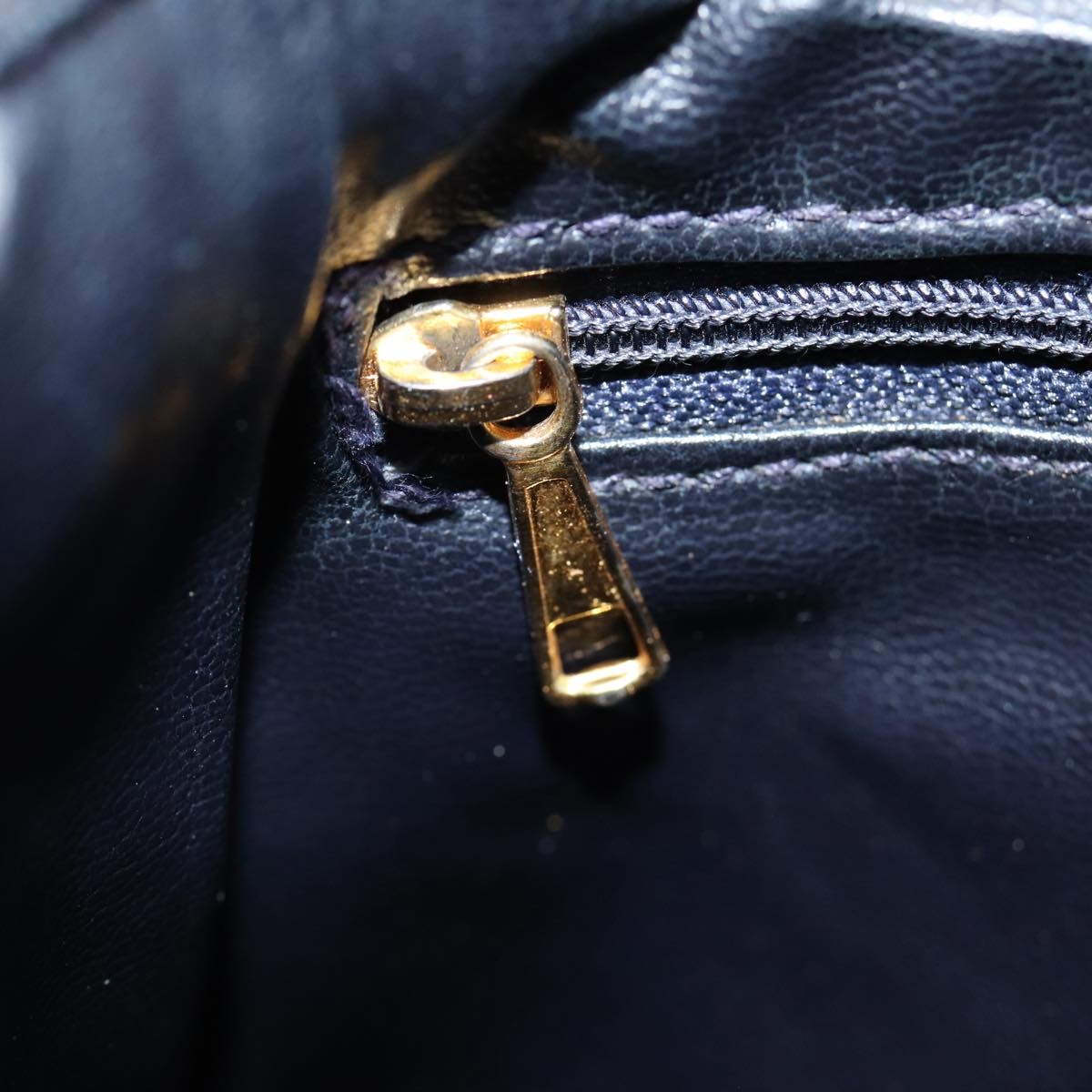 Bally Vintage Shoulder Bag Leather