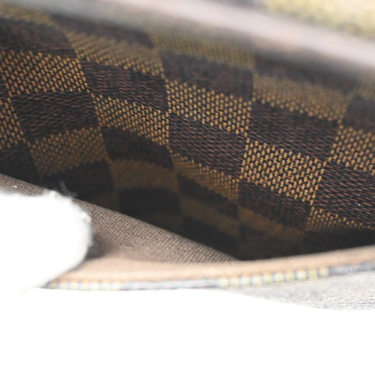 Louis Vuitton Olav Handbag Damier