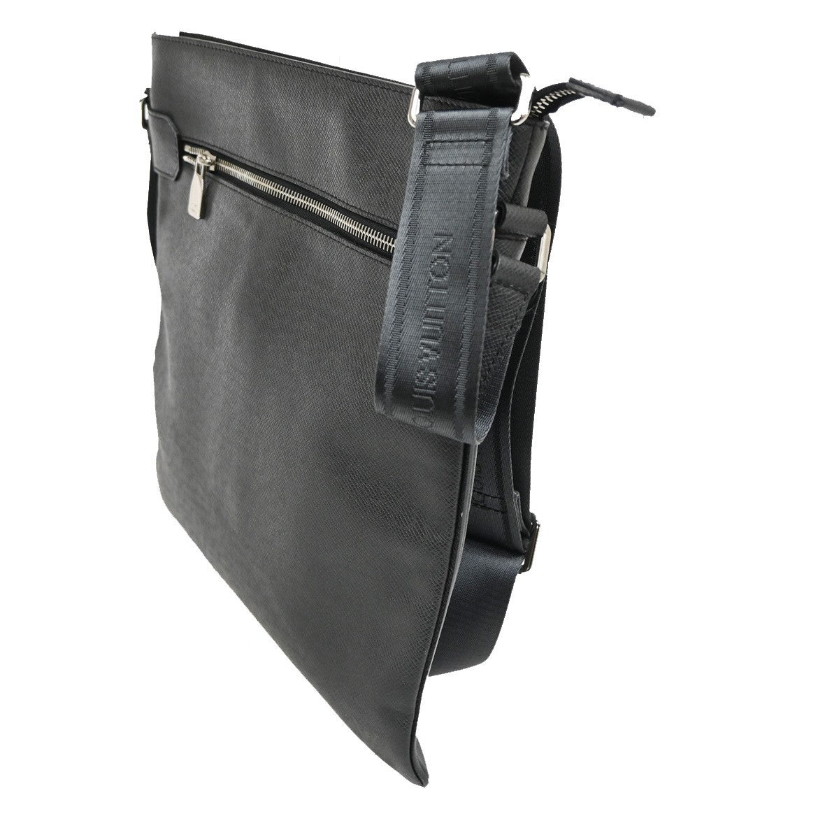 Louis Vuitton Sasha Handbag Taiga Leather