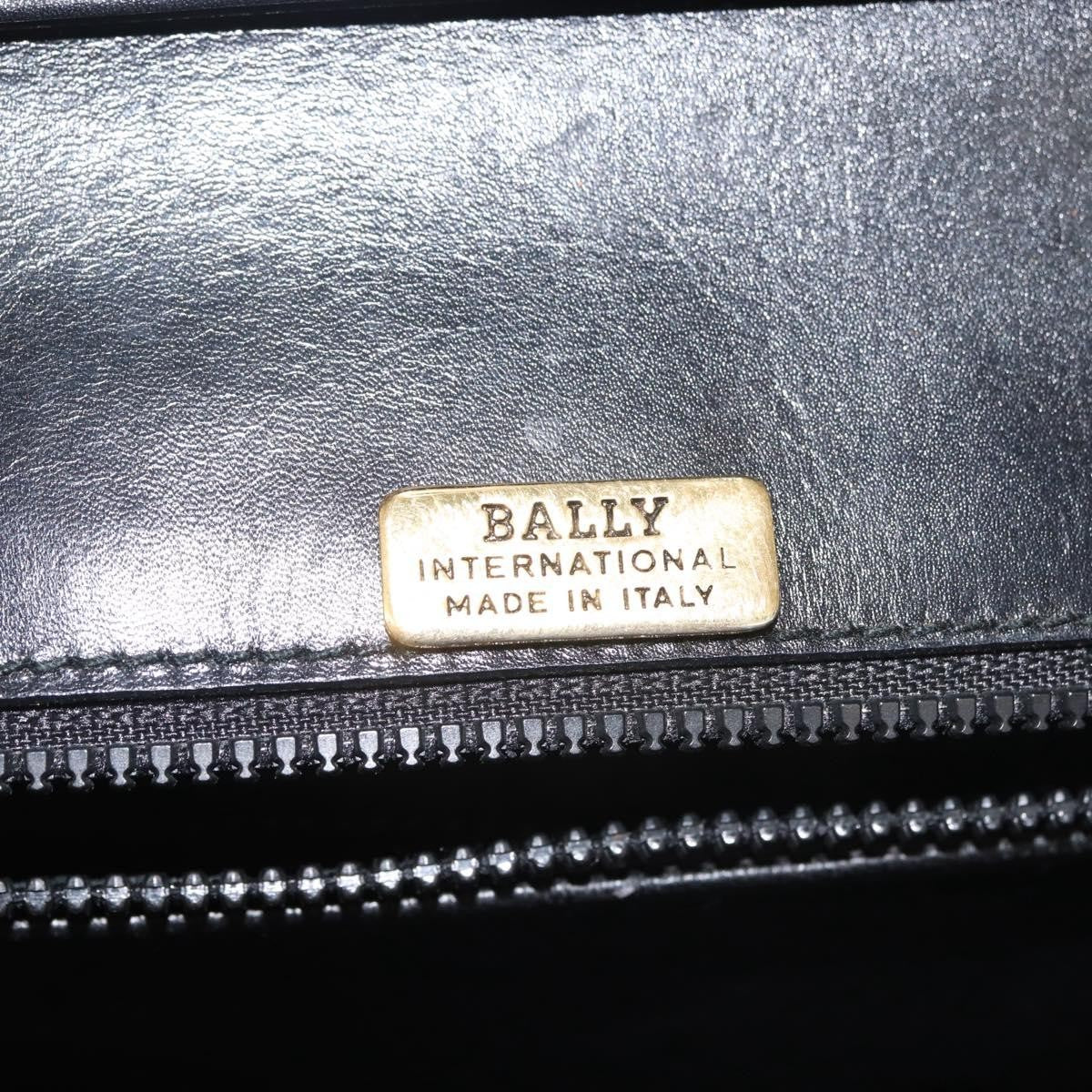 Bally Vintage Shoulder Bag Leather