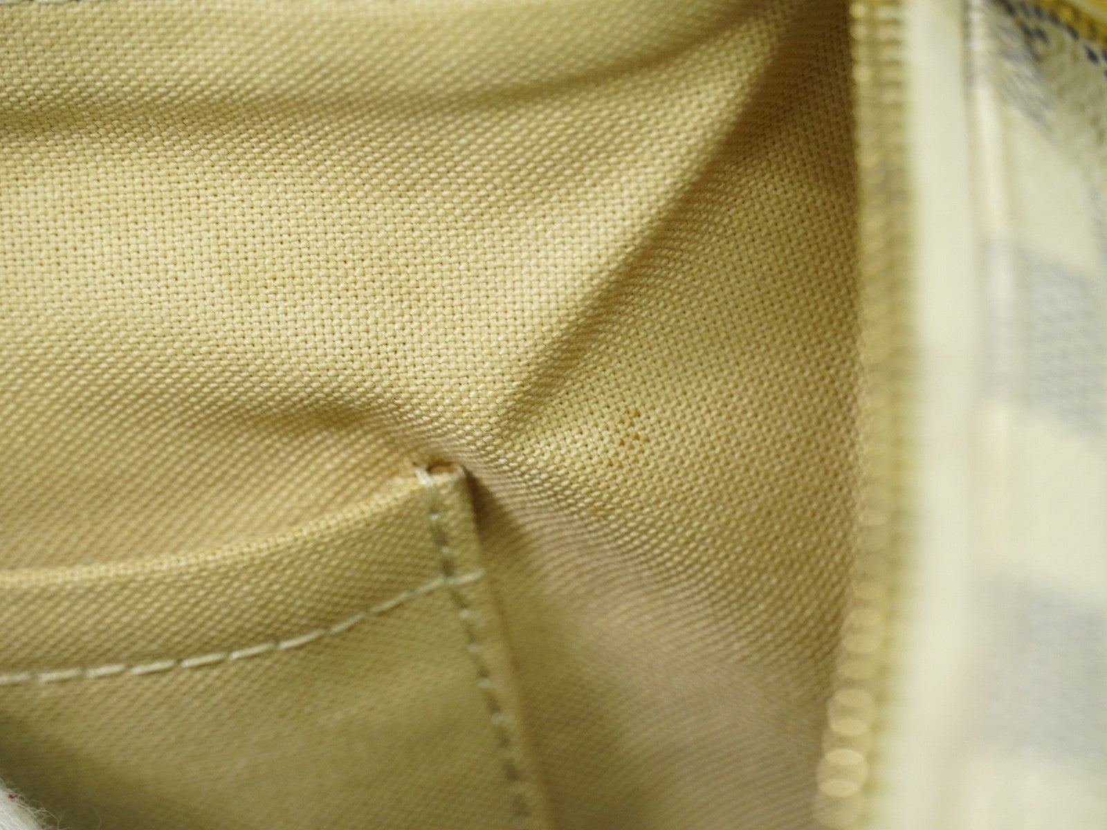 Louis Vuitton Totally Handbag Damier azur