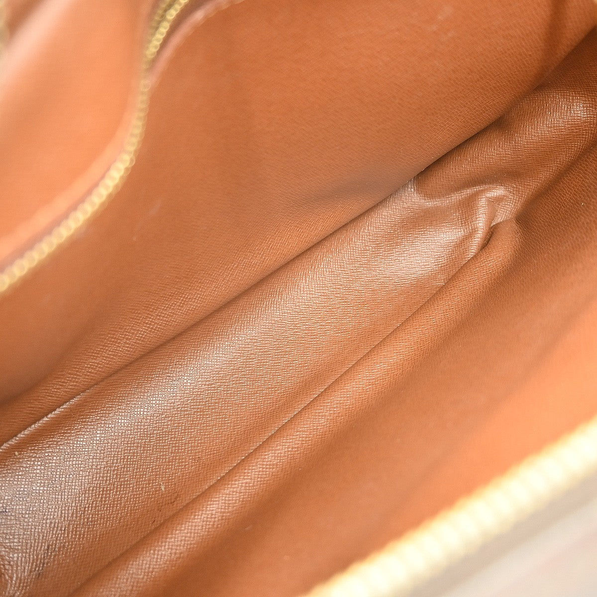 Louis Vuitton Nil Messenger Bag Monogram Canvas