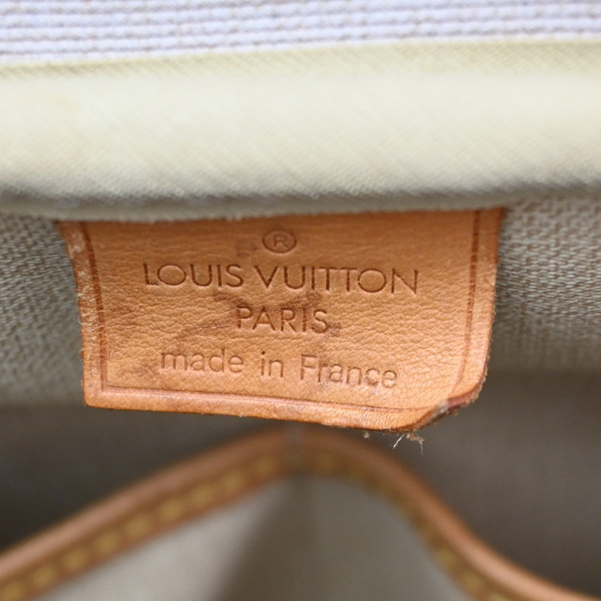 Louis Vuitton Deauville Handbag Monogram Canvas