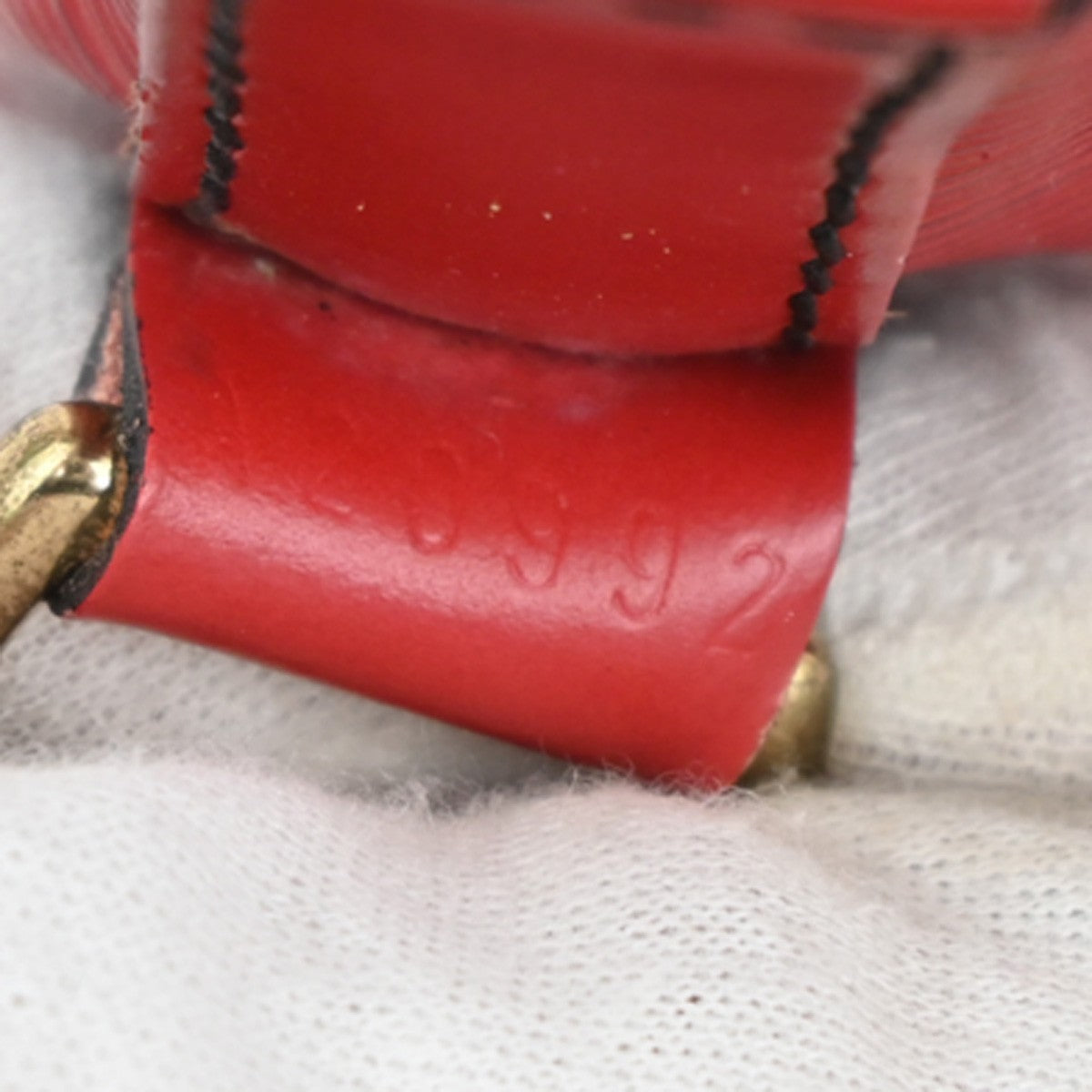 Louis Vuitton Petit Noe Handbag Epi Leather