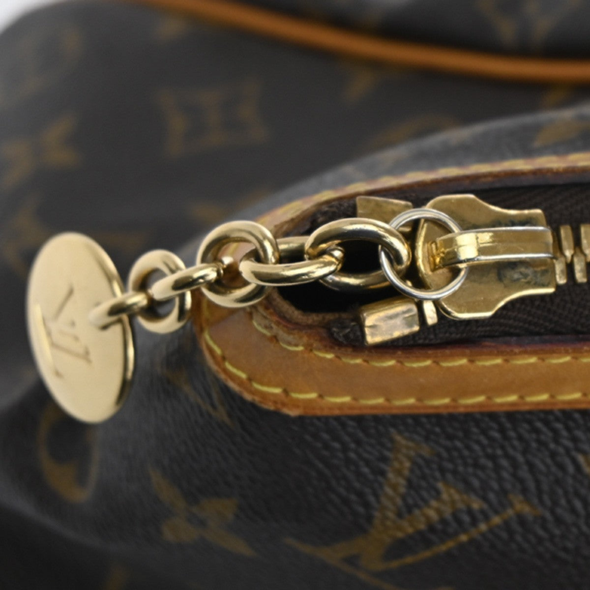 Louis Vuitton Tivoli Handbag Monogram Canvas