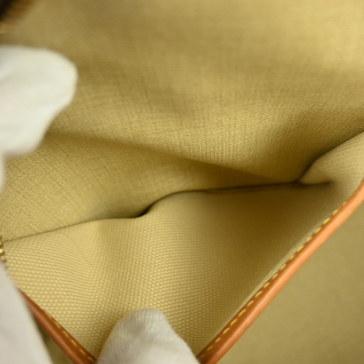 Louis Vuitton Deauville Handbag Monogram Canvas