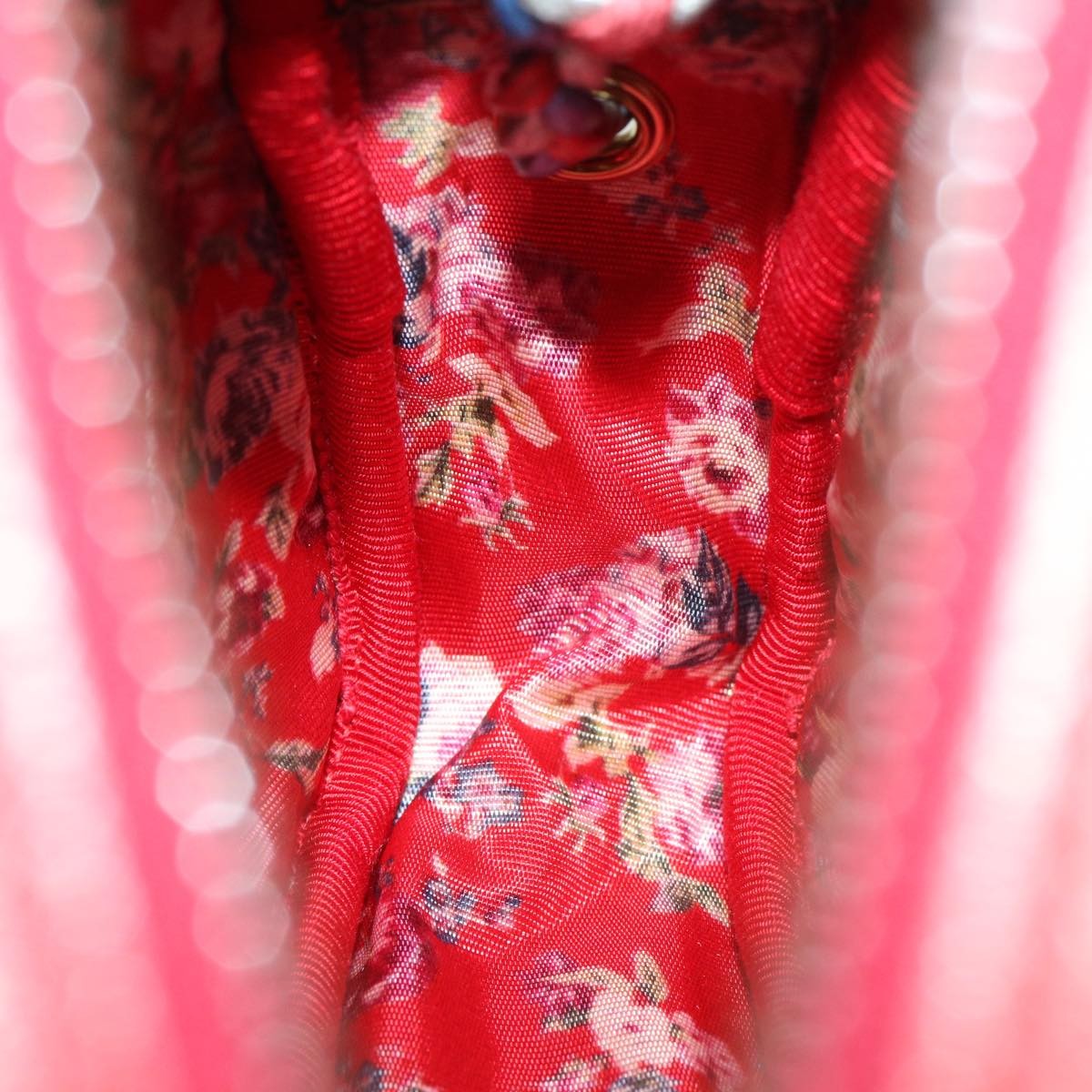 Gucci Trapuntata Camera Shoulder Bag Quilted Laminated Leather