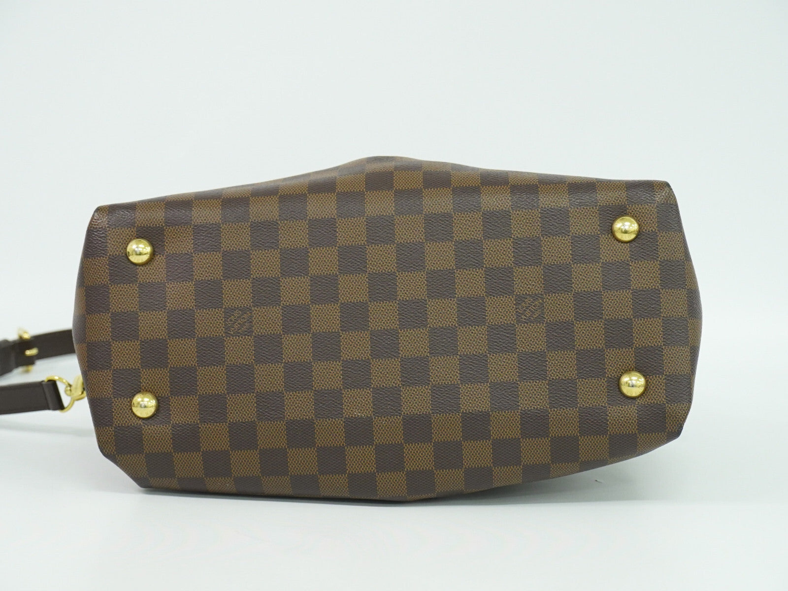 Louis Vuitton Salvi Handbag Damier