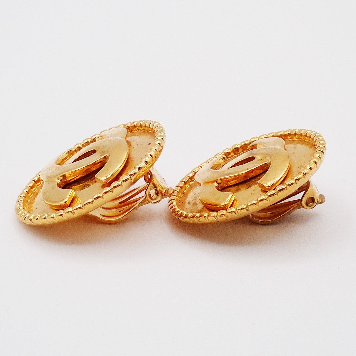 Chanel Vintage Round CC Clip-On Earrings Metal