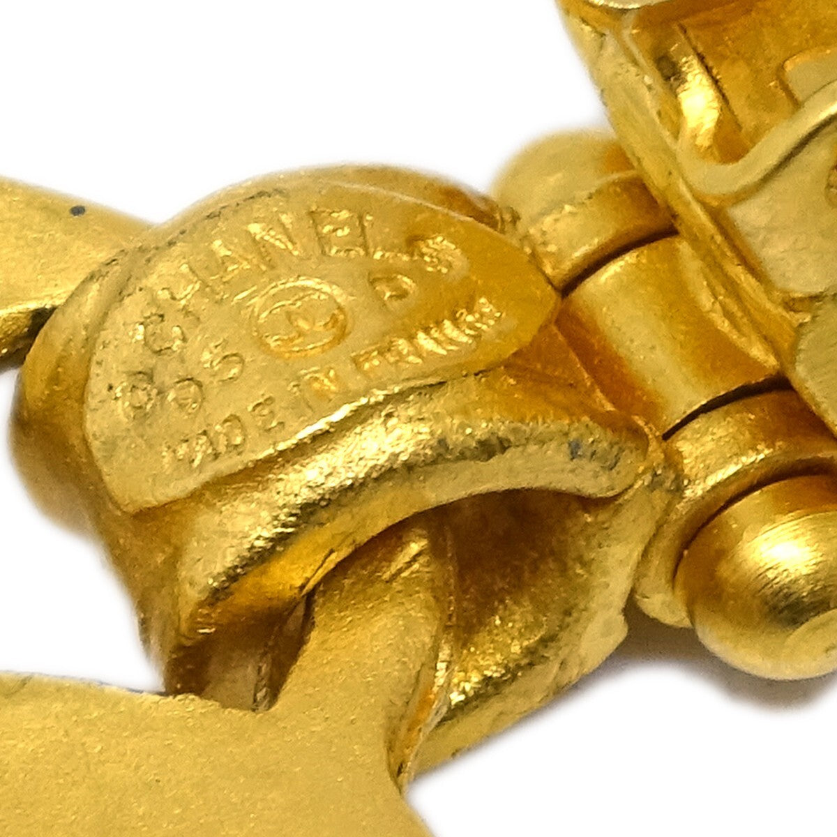 Chanel Vintage CC Heart Cut Out Drop Clip-On Earrings Metal