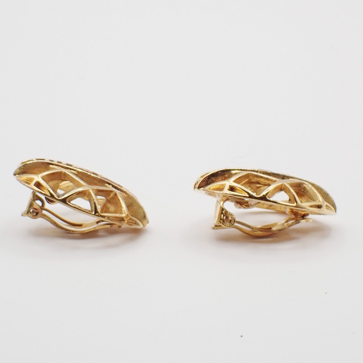 Chanel Vintage CC Round Button Clip-On Earrings Metal