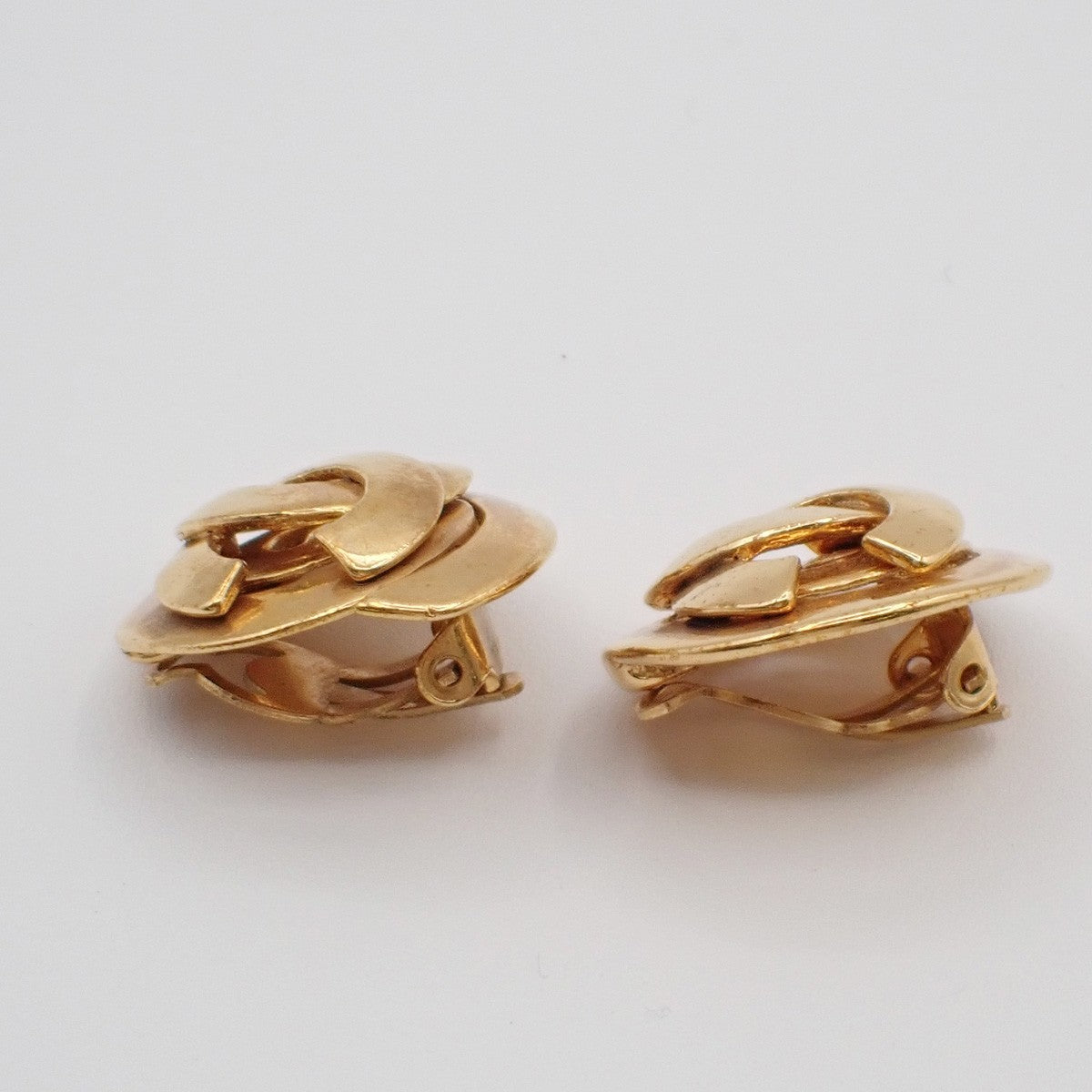 Chanel Vintage CC Round Button Clip-On Earrings Metal