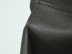 Louis Vuitton Capucines Compact wallet Leather