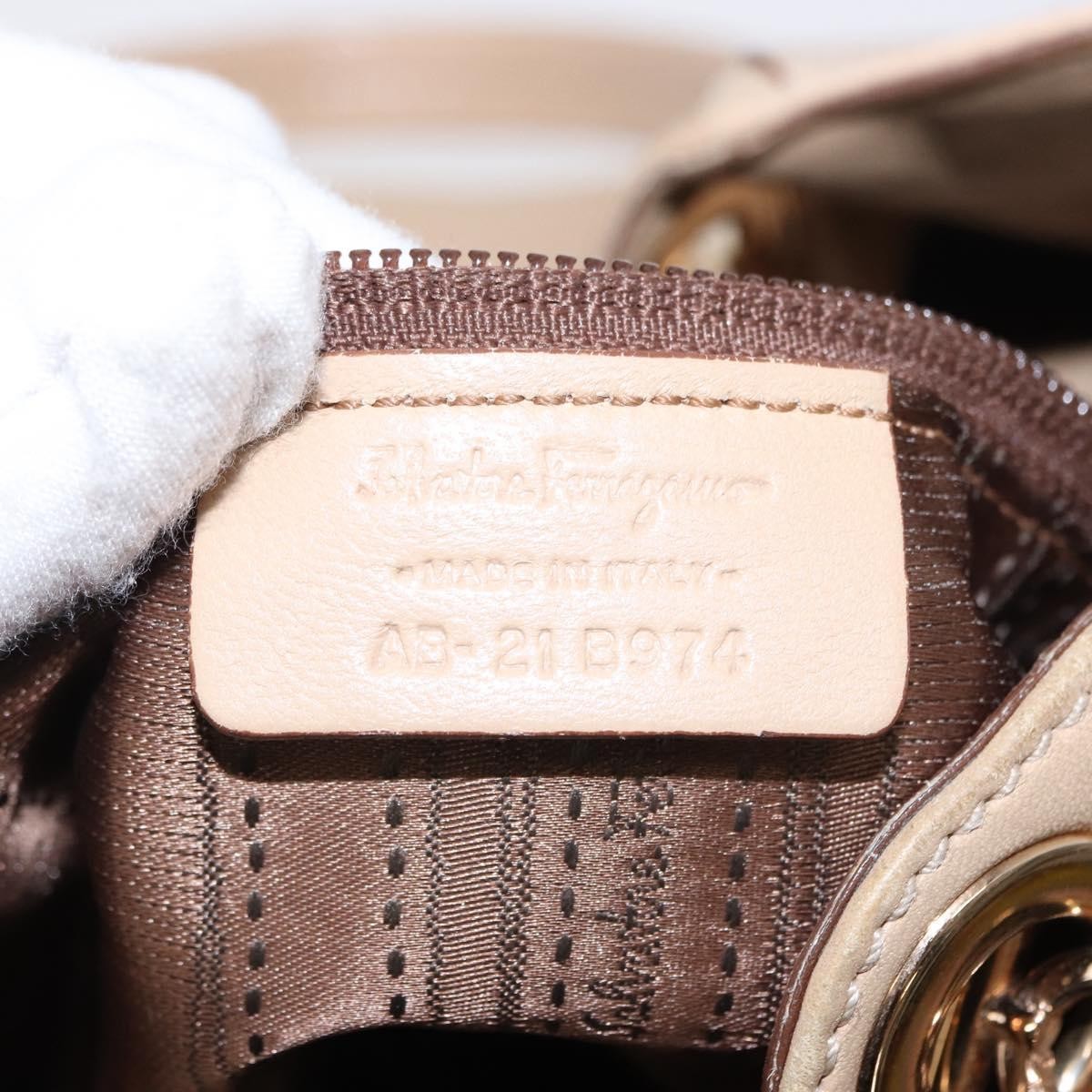 Salvatore Ferragamo Betulla Chain Tote Leather