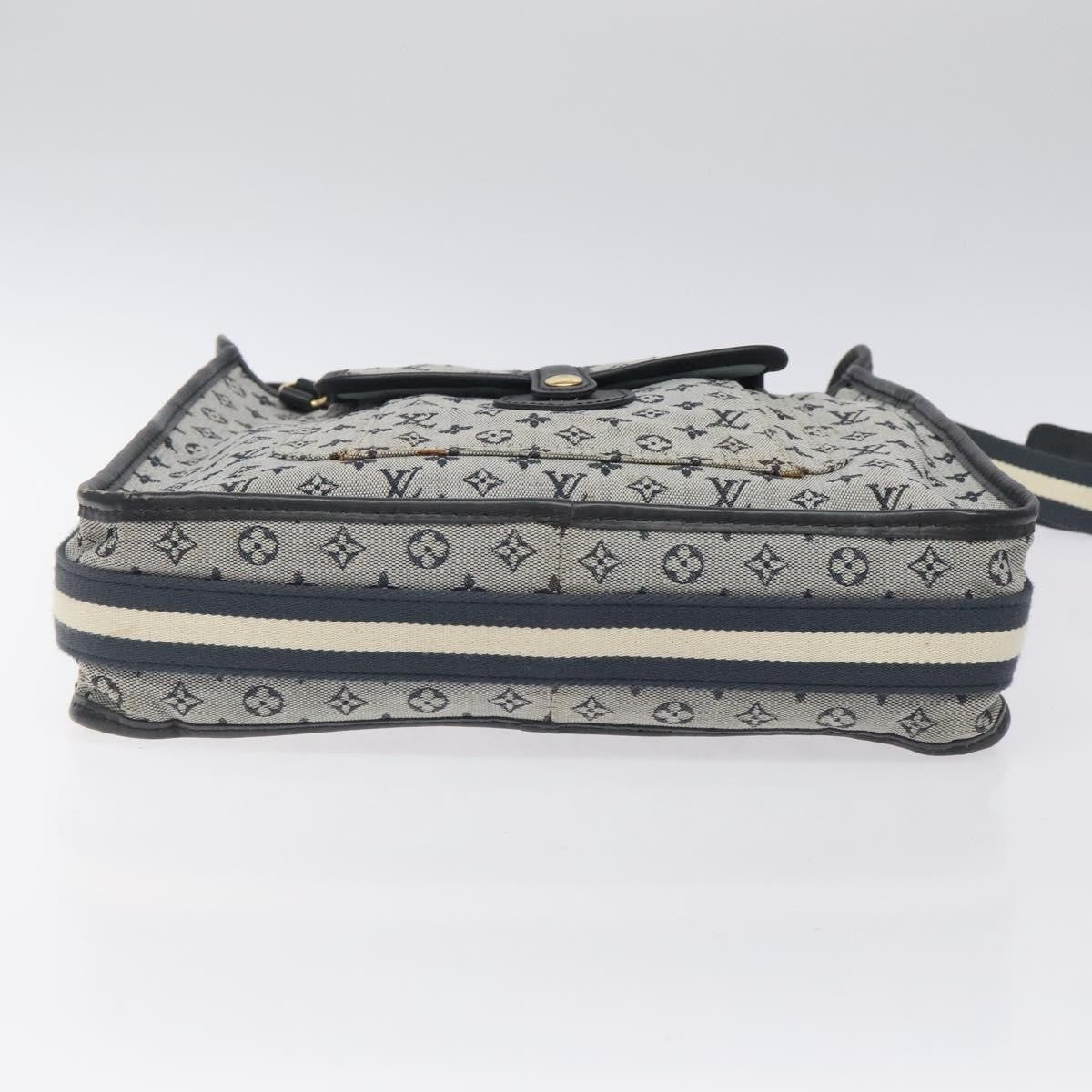 Louis Vuitton Mary Kate Messenger Bag Mini Lin