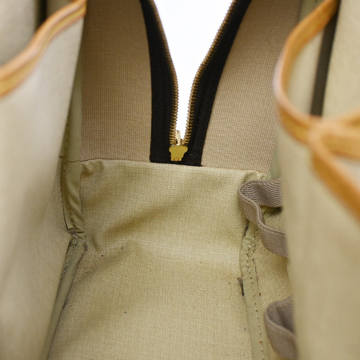 Louis Vuitton Deauville Handbag Monogram Canvas