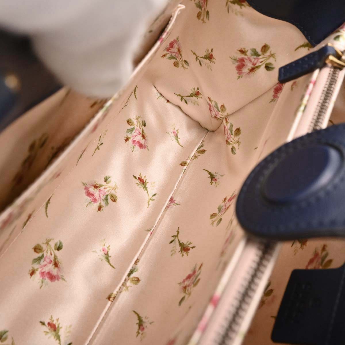 Gucci Pearly GG Marmont Tote Matelasse Denim