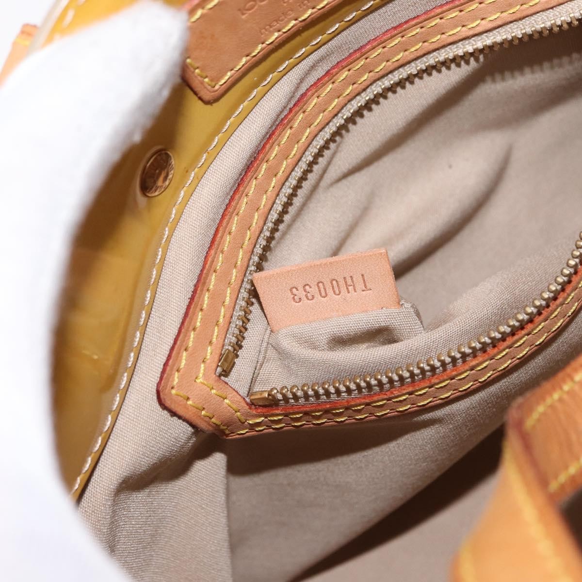 Louis Vuitton Reade Handbag Monogram Vernis