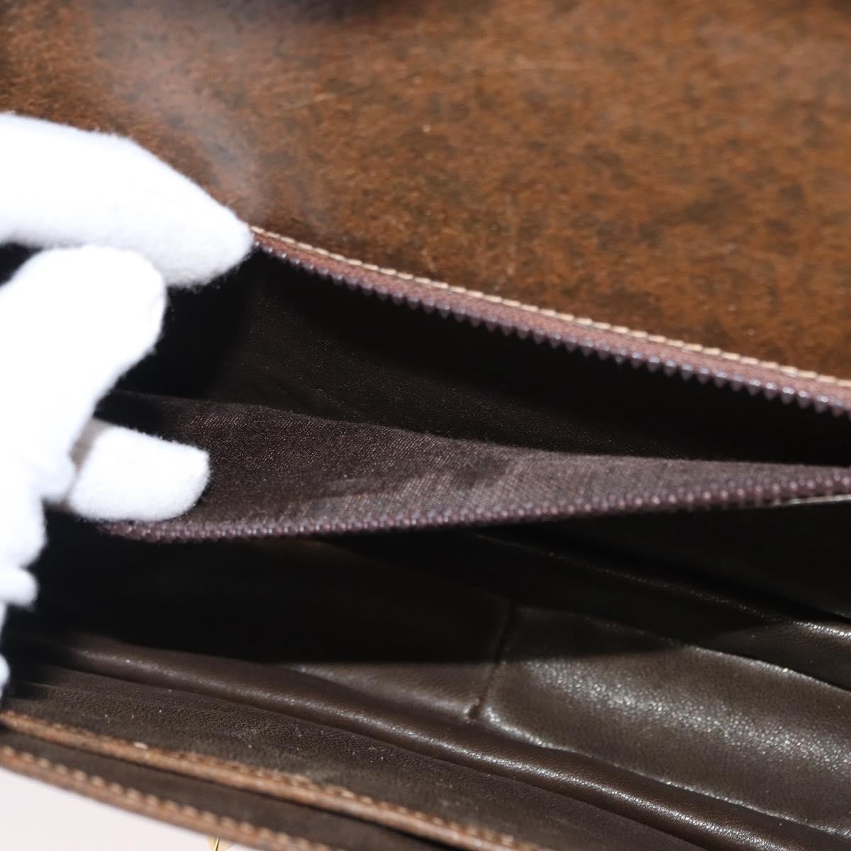 Gucci Vintage Flap Shoulder Bag Leather