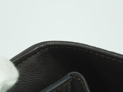 Louis Vuitton Capucines Compact wallet Leather