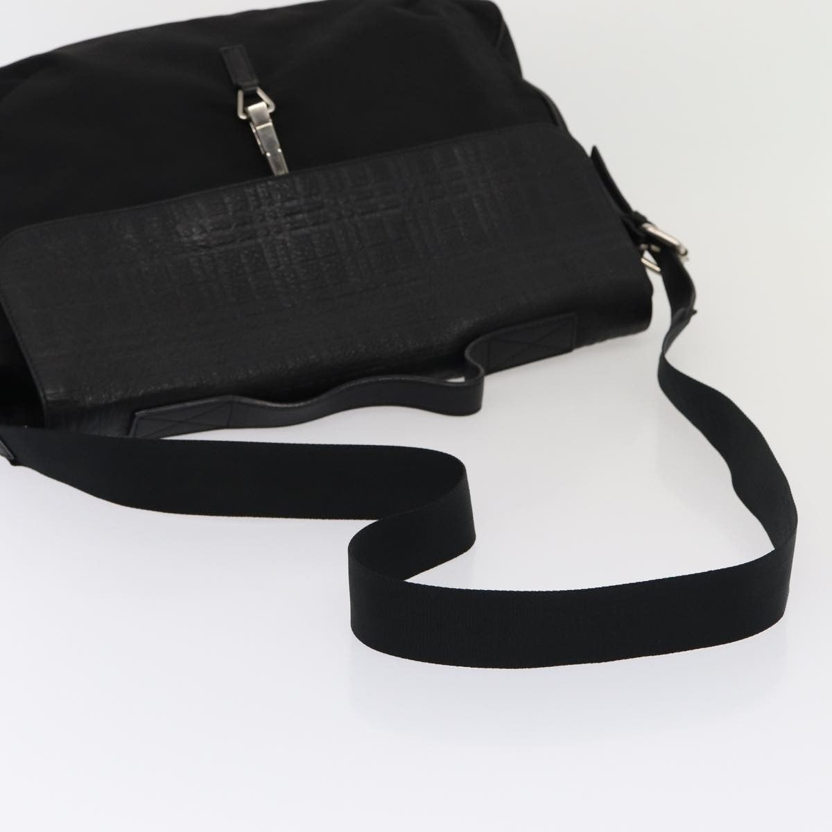 Burberry Vintage Shoulder Bag Nylon