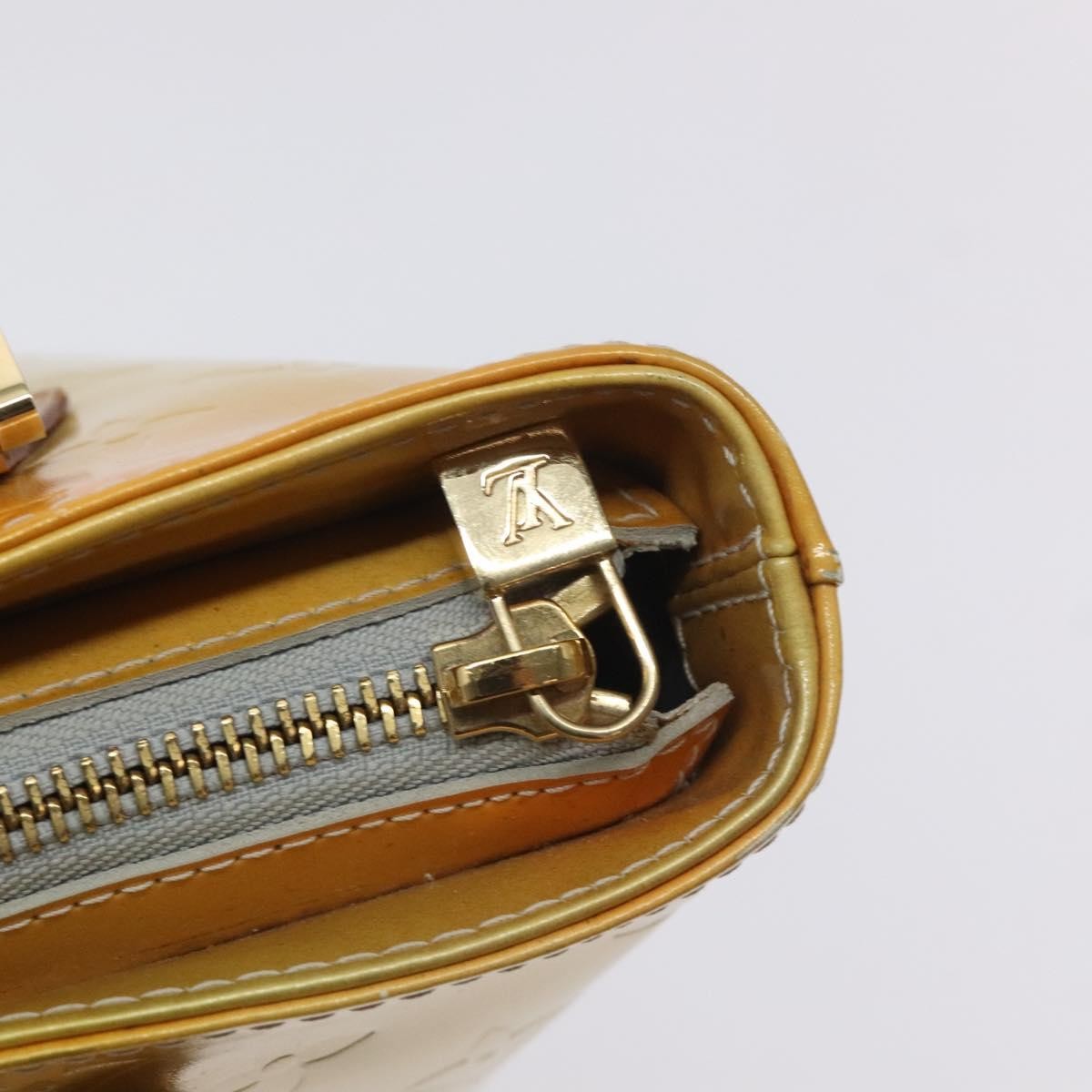 Louis Vuitton Vernis Houston Bag labellov