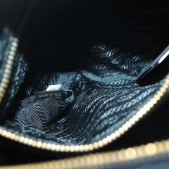 Prada Flat Messenger Tessuto