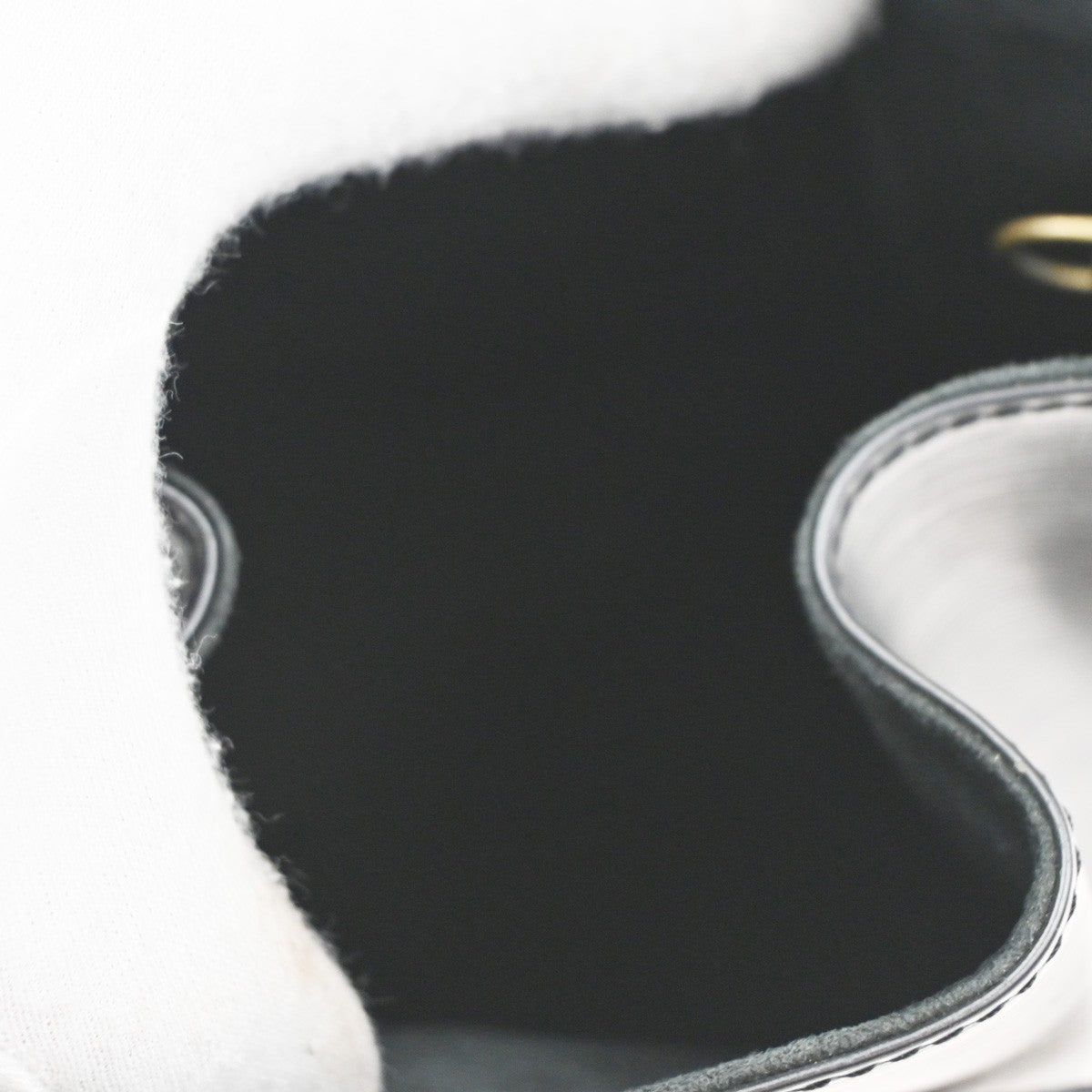 Louis Vuitton Vintage Sac d'Epaule Handbag Epi Leather