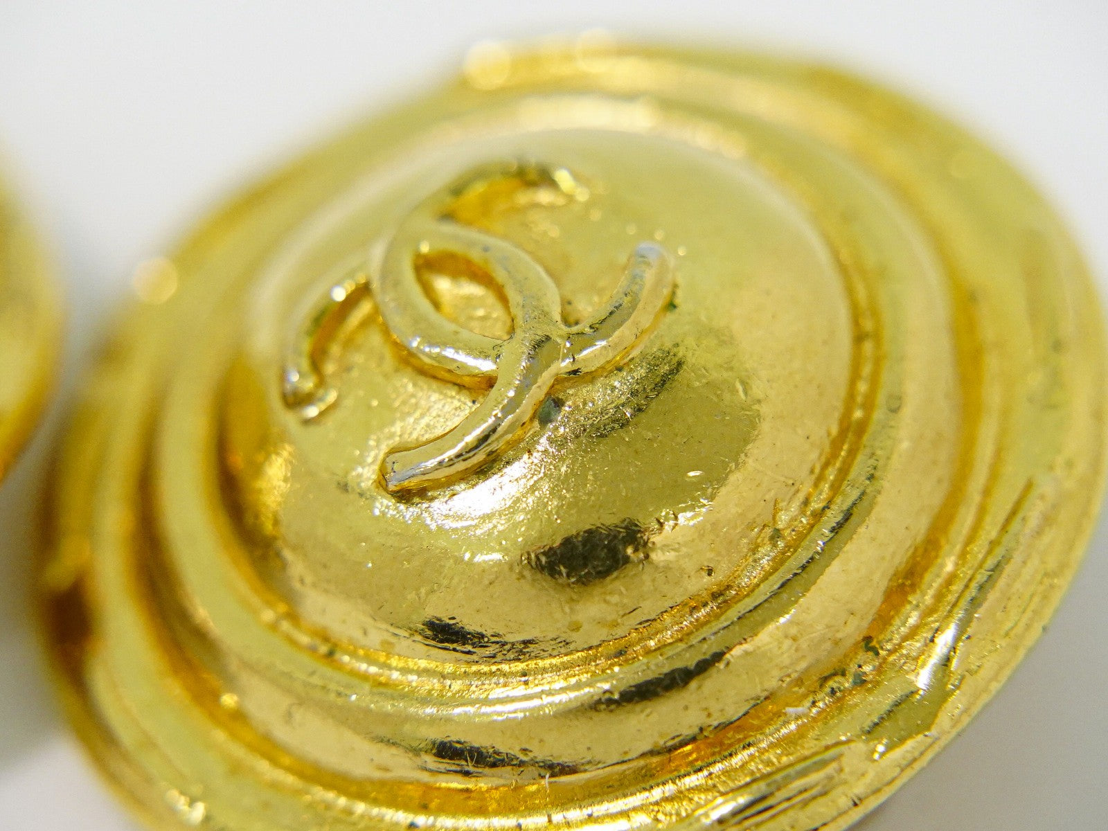 Chanel Vintage Round CC Clip-On Earrings Metal