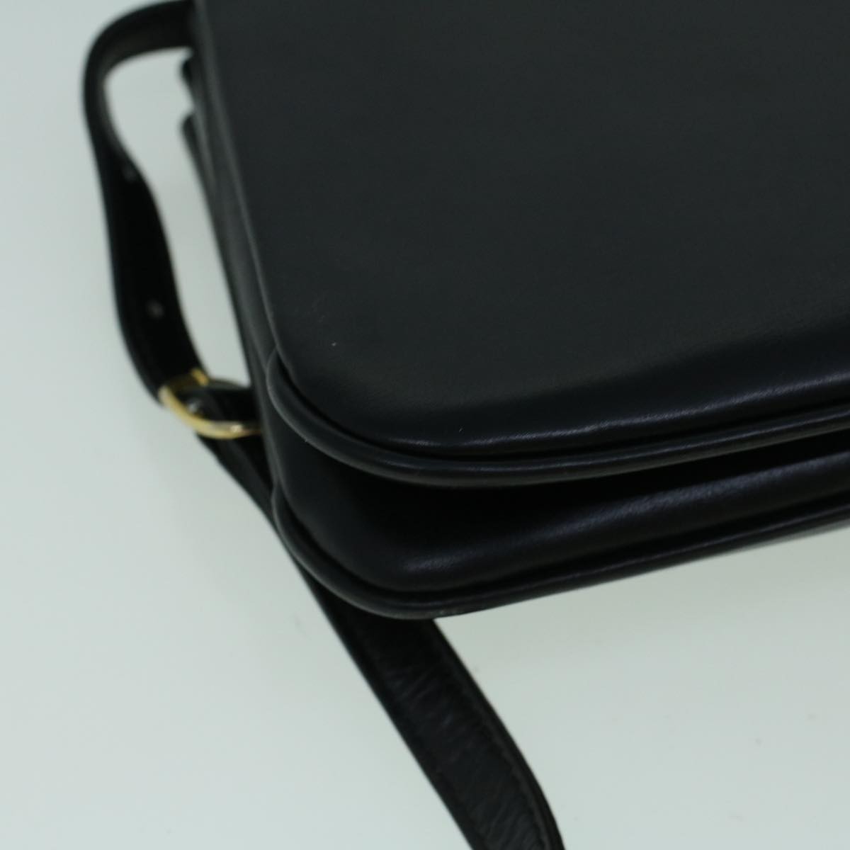 Bally Vintage Shoulder Bag Leather