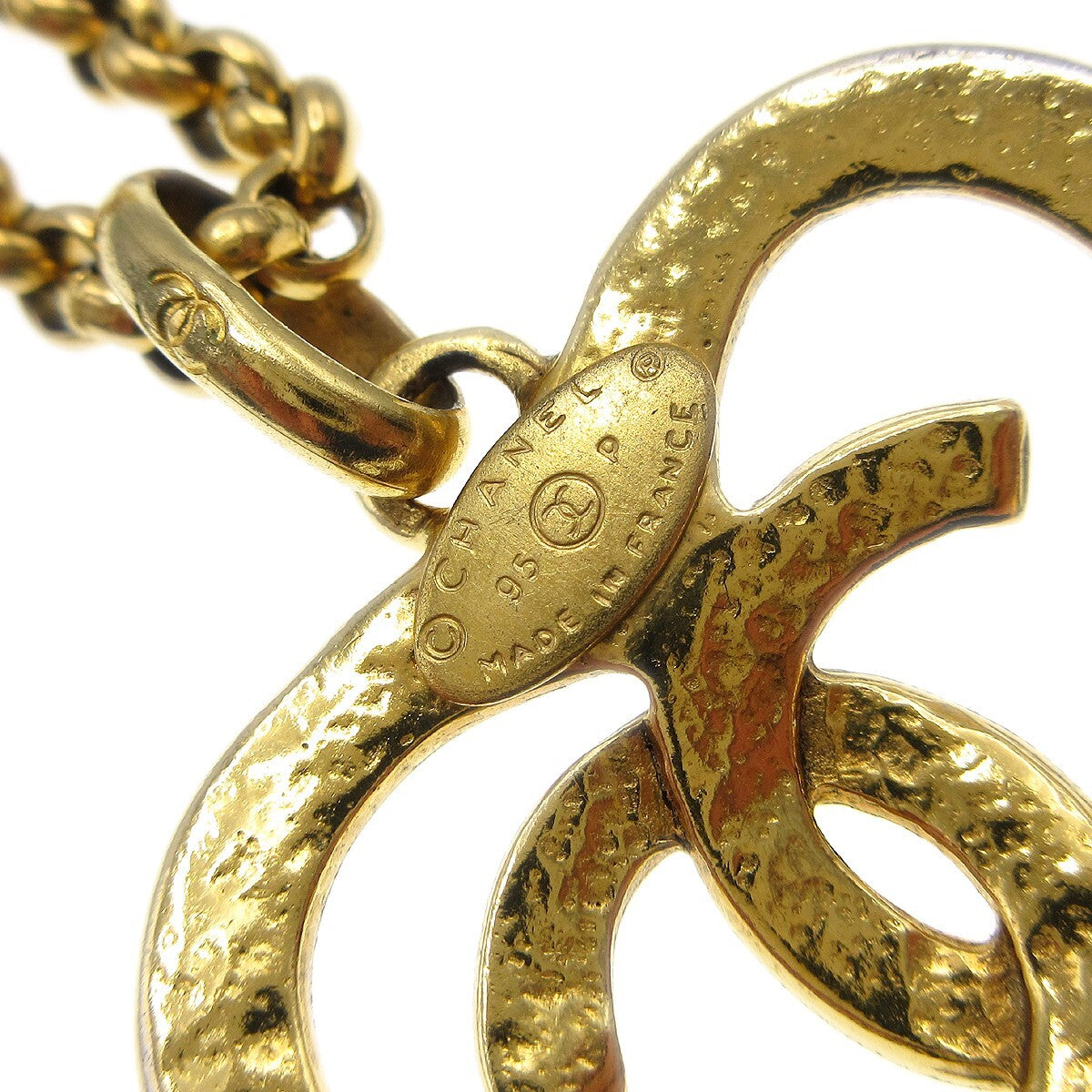 Chanel CC Heart Pendant Necklace Metal