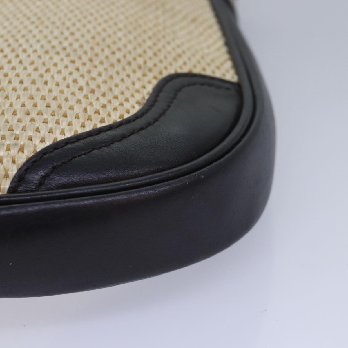 Burberry Vintage Shoulder Bag Leather