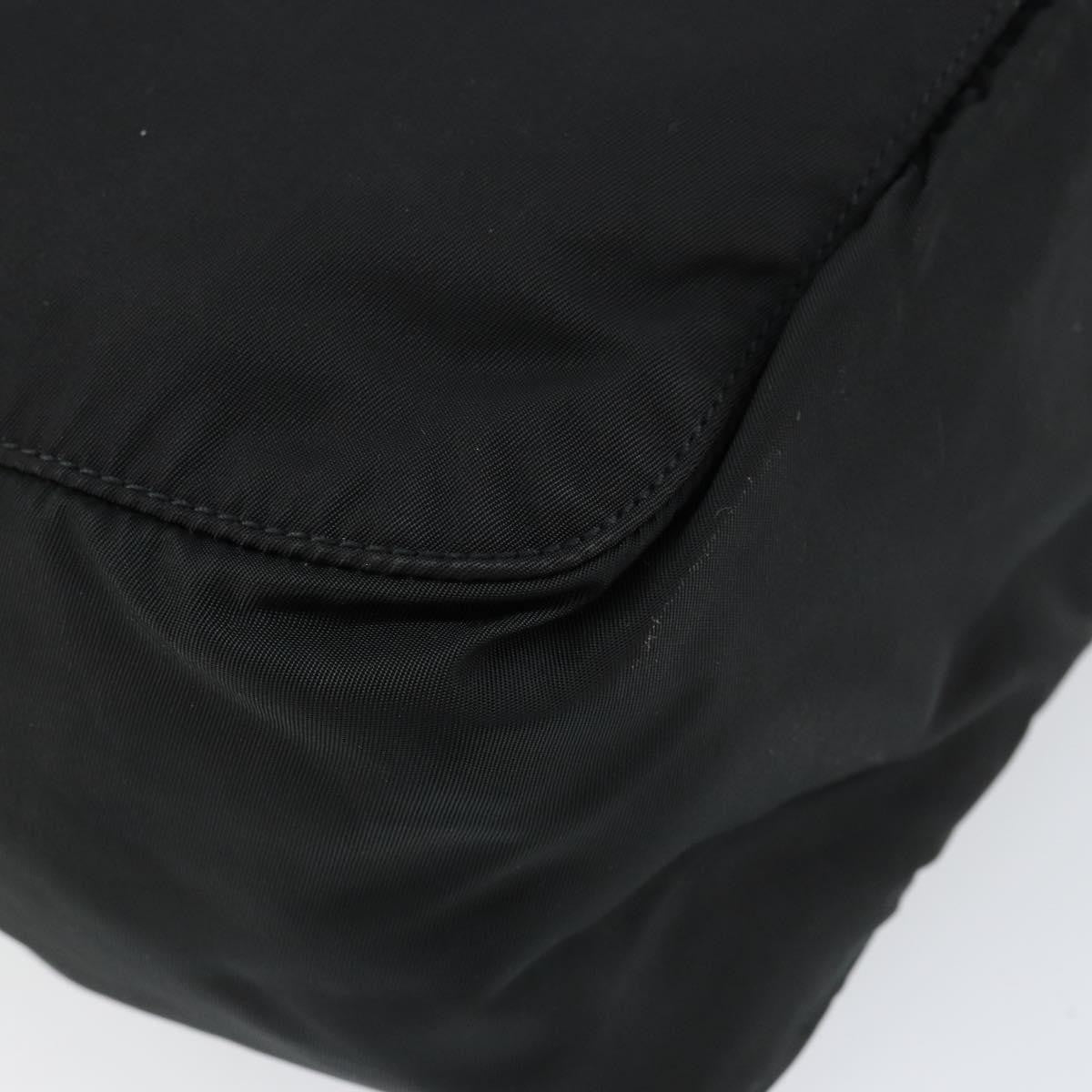 Prada Vintage Zip Handbag Tessuto