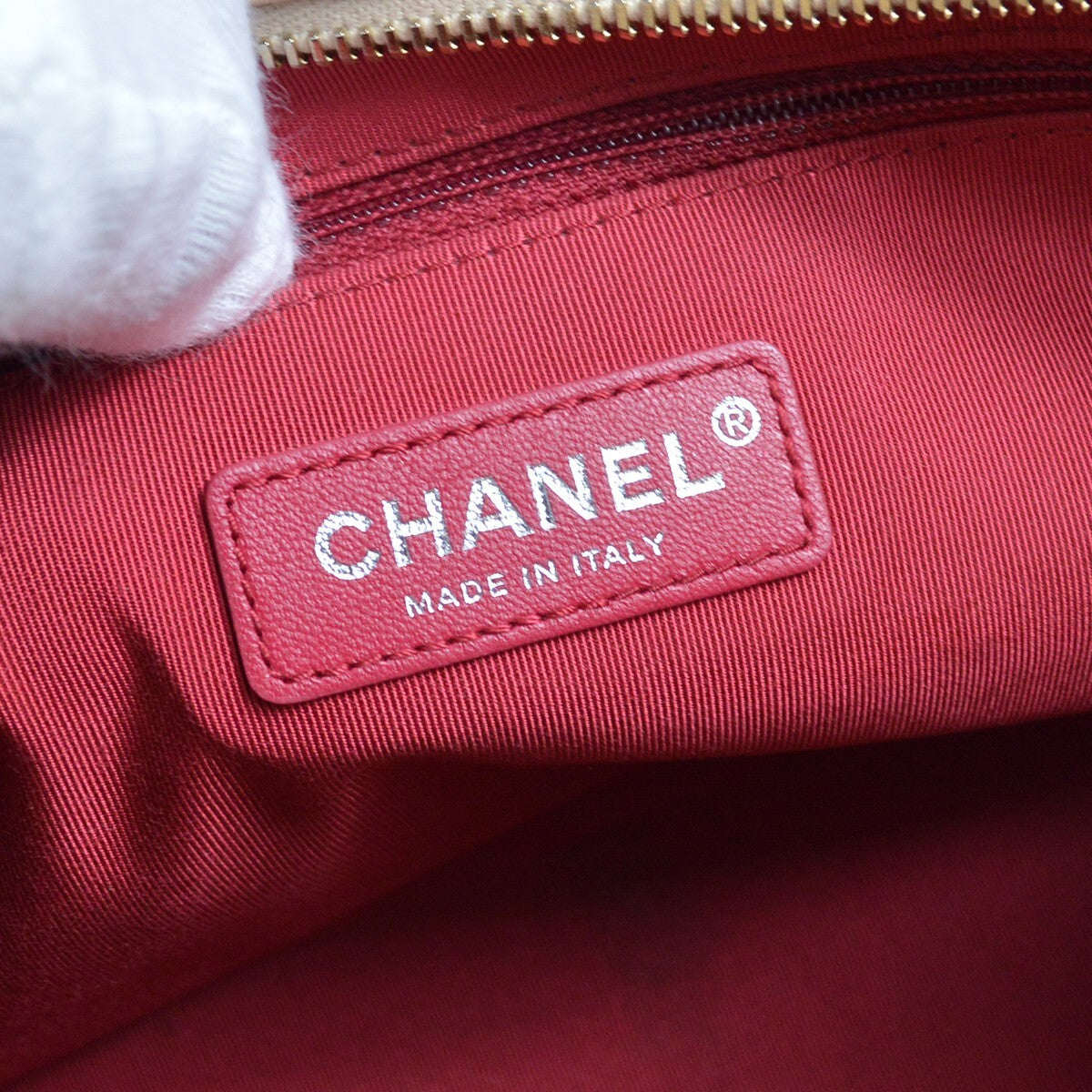 Chanel Bicolor Gabrielle Hobo Quilted Aged Calfskin