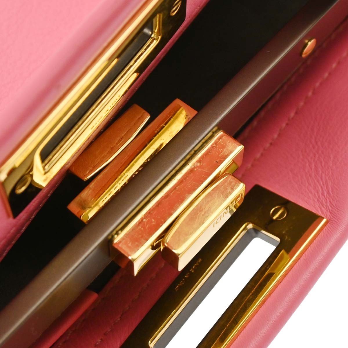 Fendi Peekaboo Essential Bag Leather