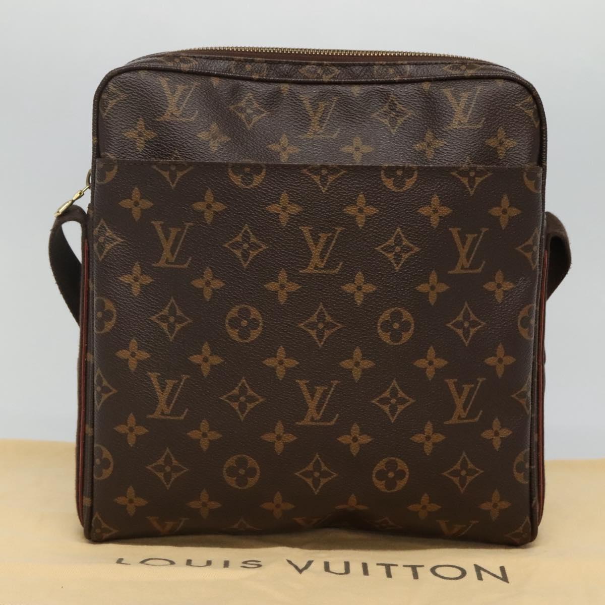 Louis Vuitton Trotteur Beaubourg Handbag Monogram Canvas
