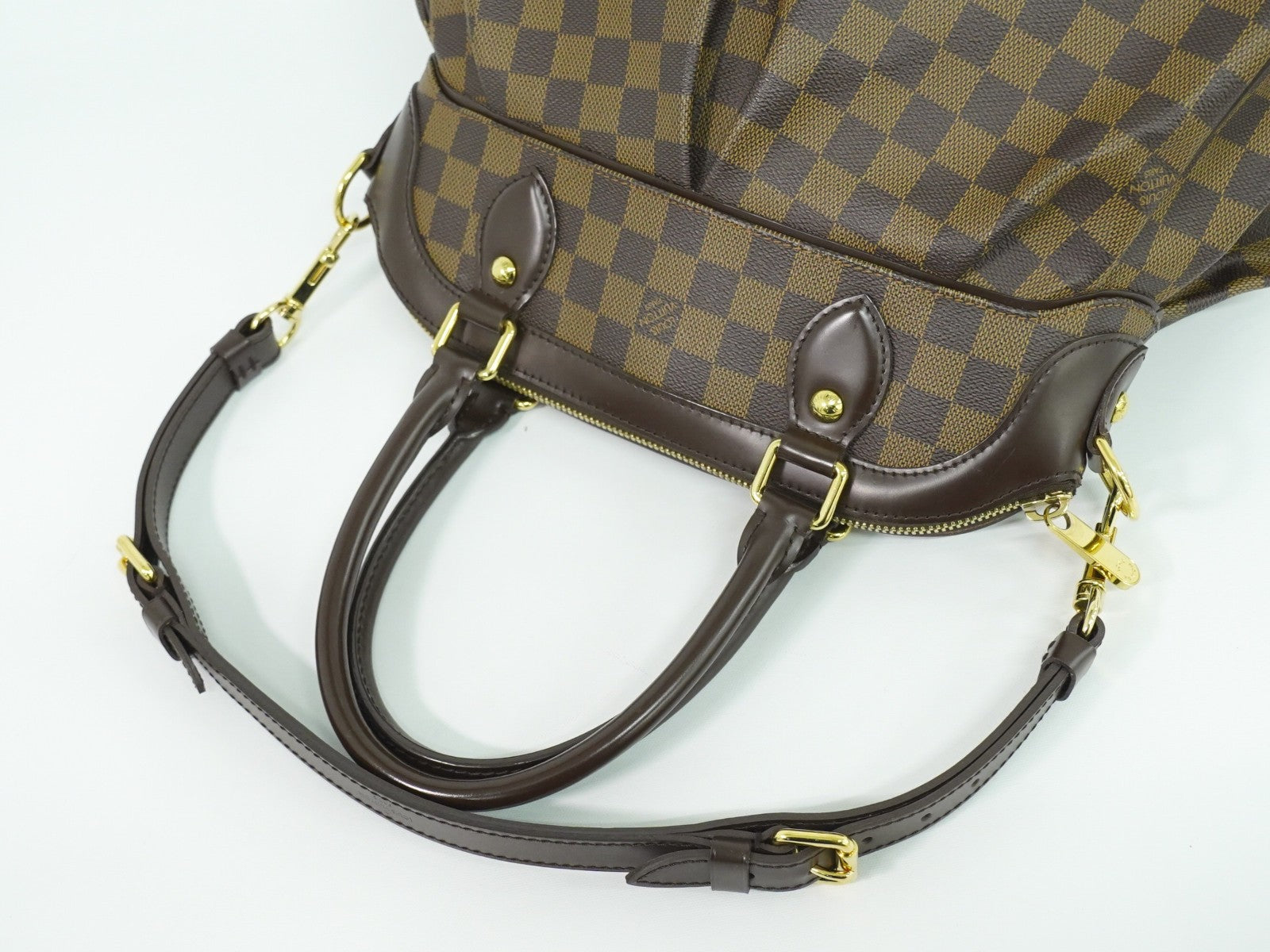 Louis Vuitton Trevi Handbag Damier