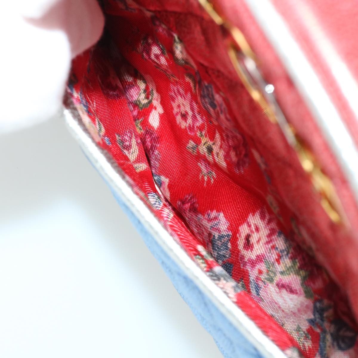 Gucci Trapuntata Camera Shoulder Bag Quilted Laminated Leather