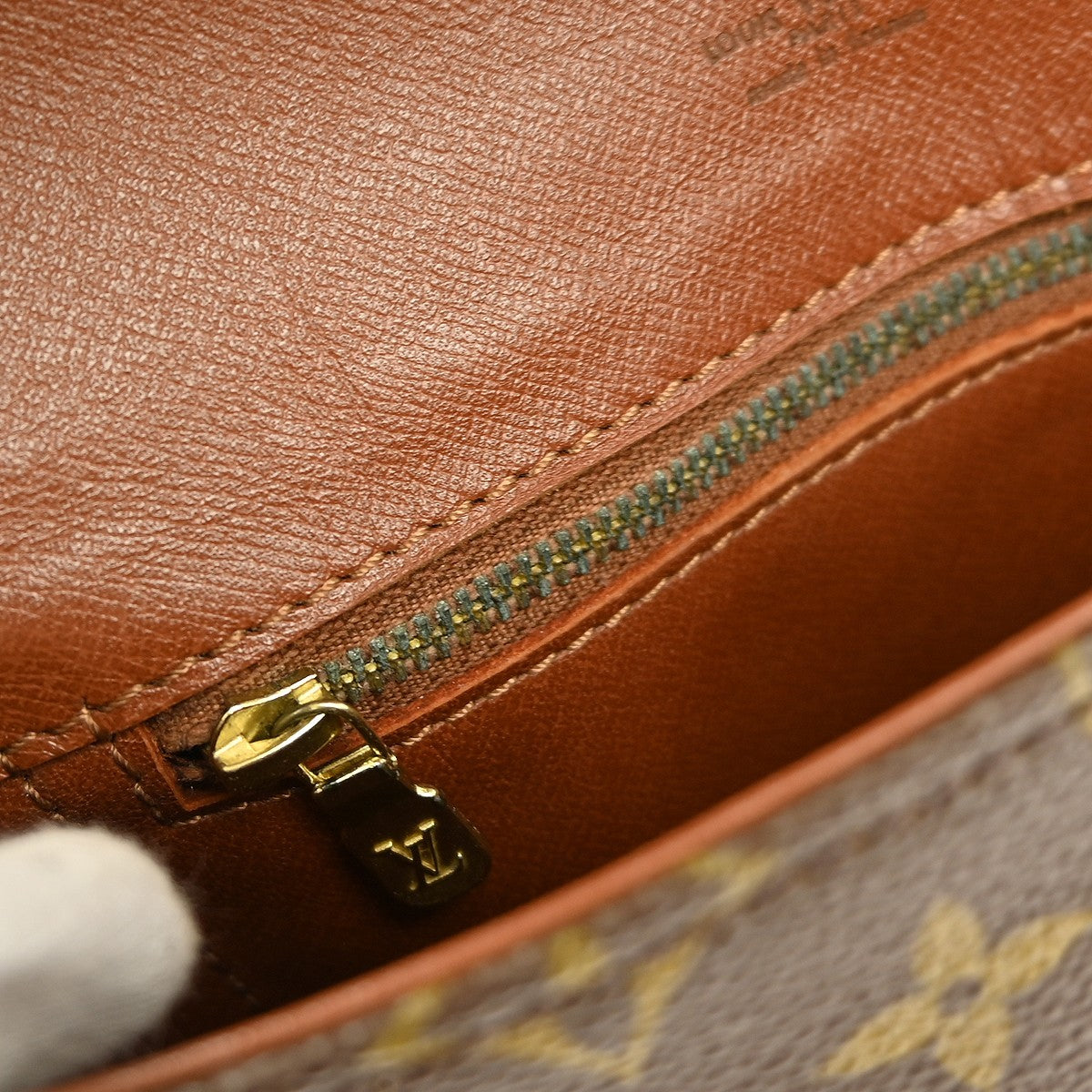 Louis Vuitton Chantilly Handbag Monogram Canvas