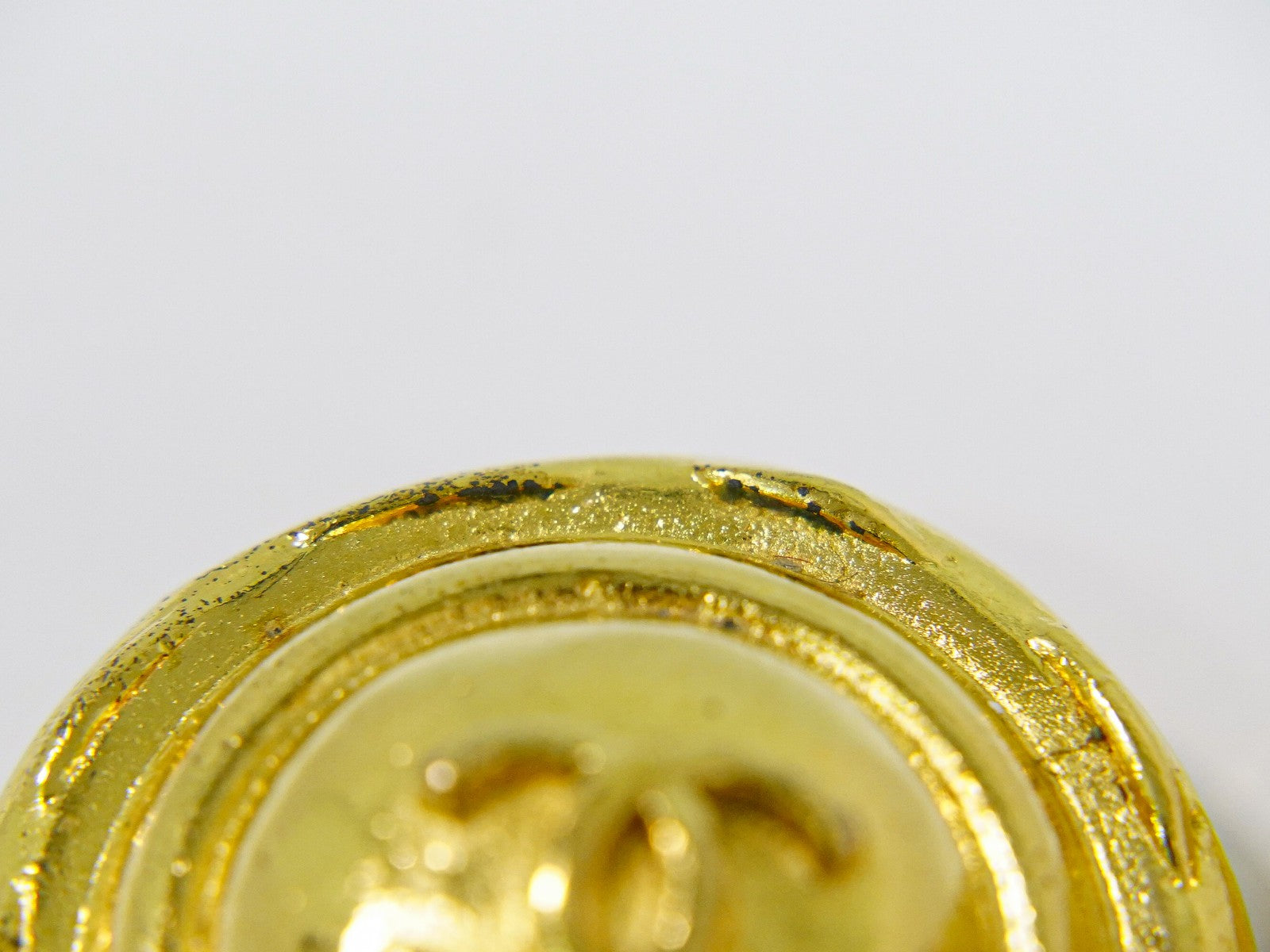 Chanel Vintage Round CC Clip-On Earrings Metal