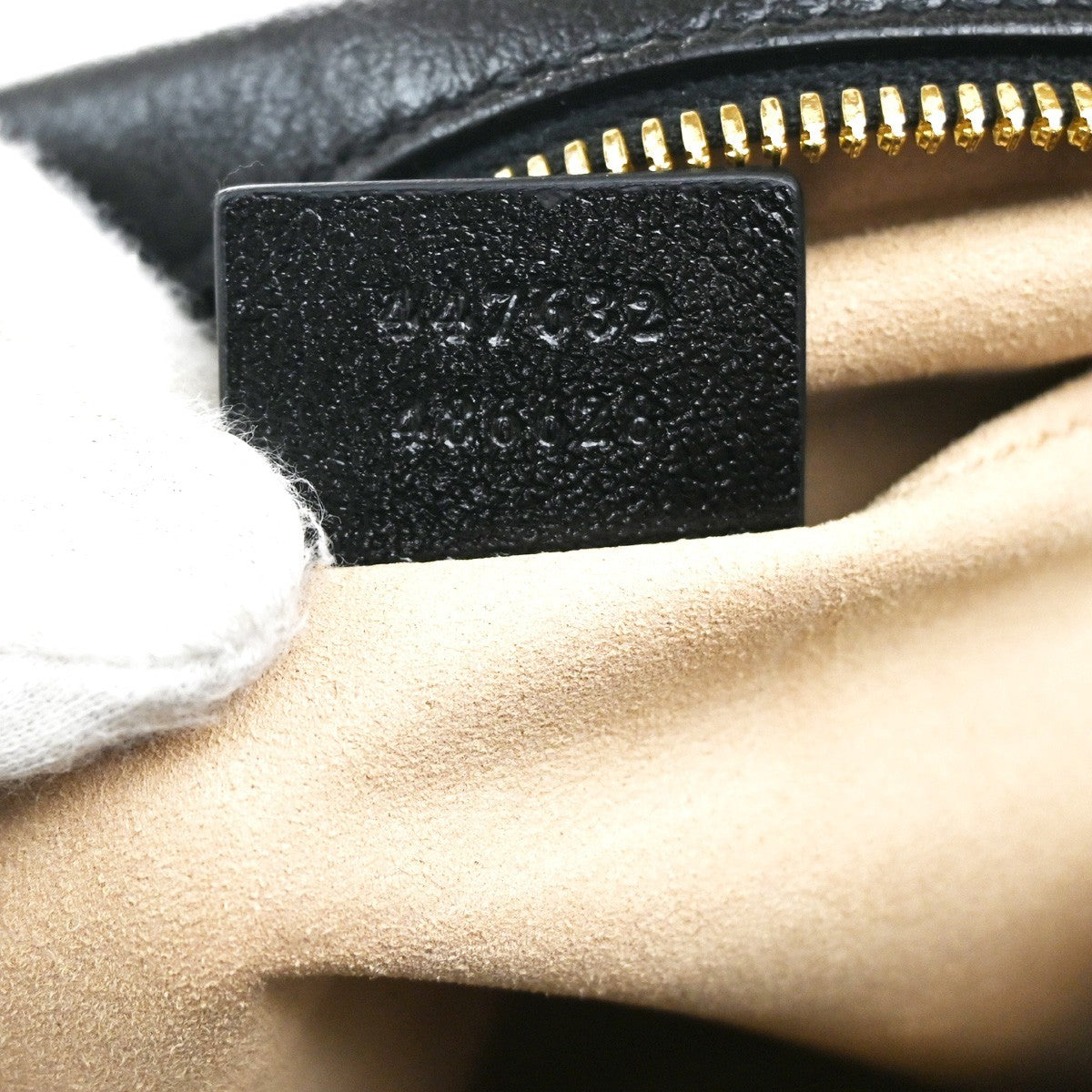 Gucci GG Marmont Shoulder Bag Diagonal Quilted GG Canvas with Leather