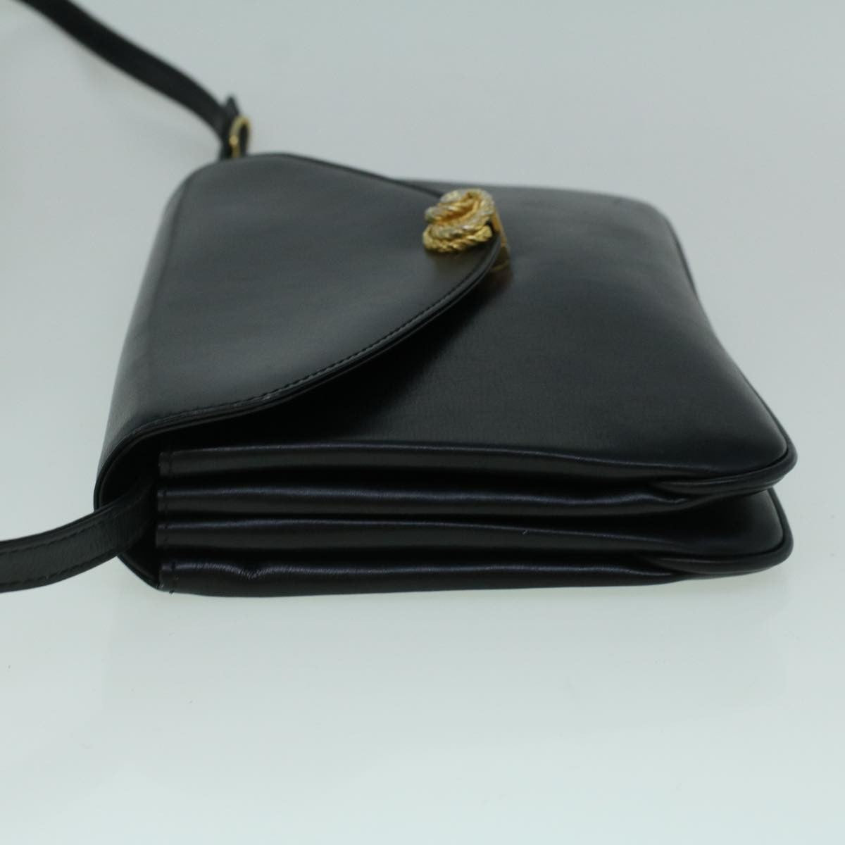 Bally Vintage Shoulder Bag Leather