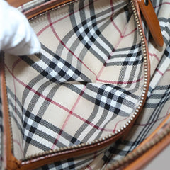 Burberry Vintage Shoulder Bag Leather