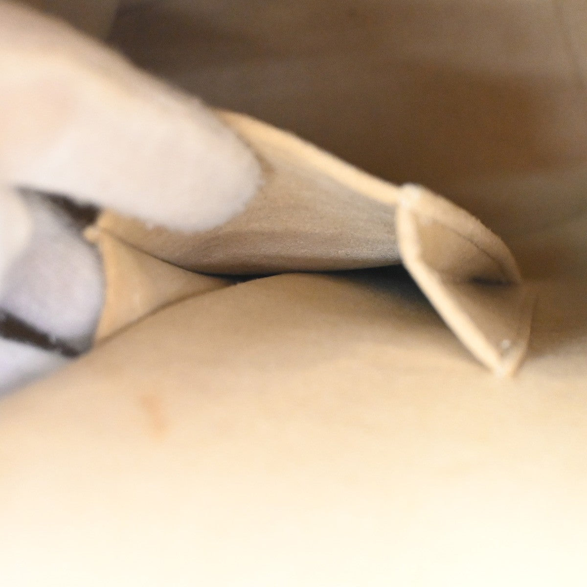 Louis Vuitton Looping Handbag Monogram Canvas